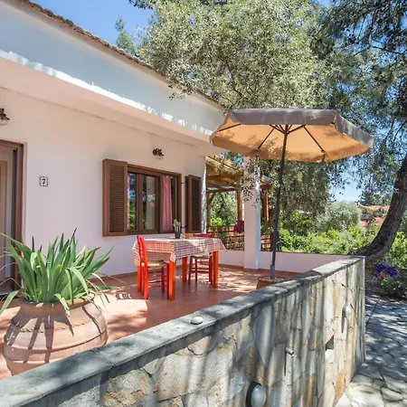 Βίλα Olga Πευκάρι